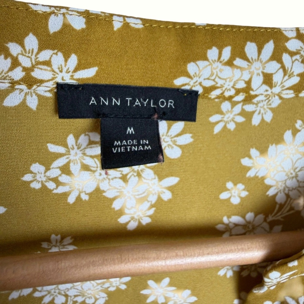 Ann Taylor Women Blouse M Yellow Floral Tiered Ruffle Flowy Cottagecore Boho - Picture 3 of 8